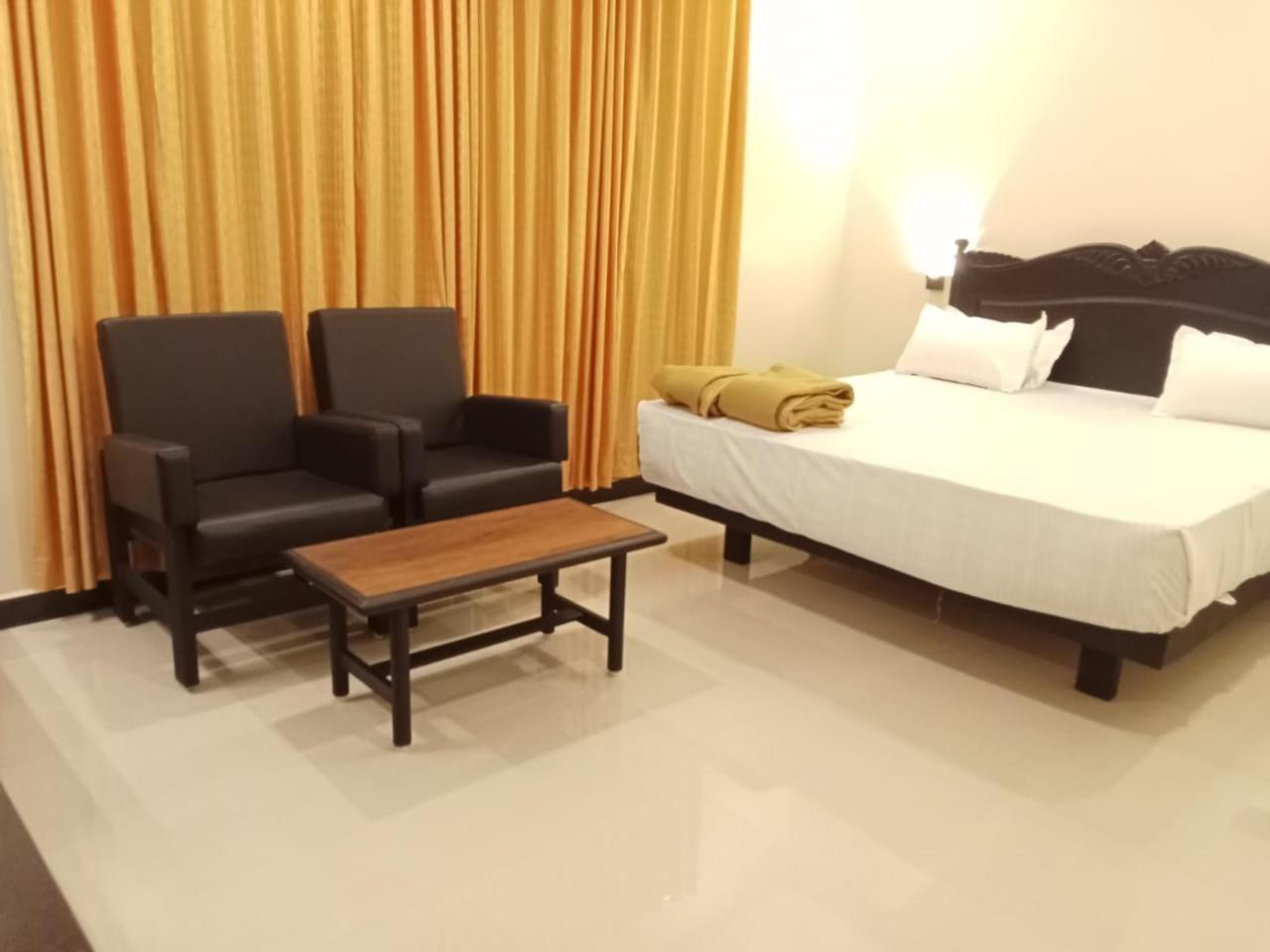 Hotel Sri Devi Kanyakumari Exterior foto